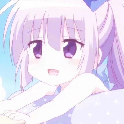 小女孩跪诊室门口为大出血妈妈加油